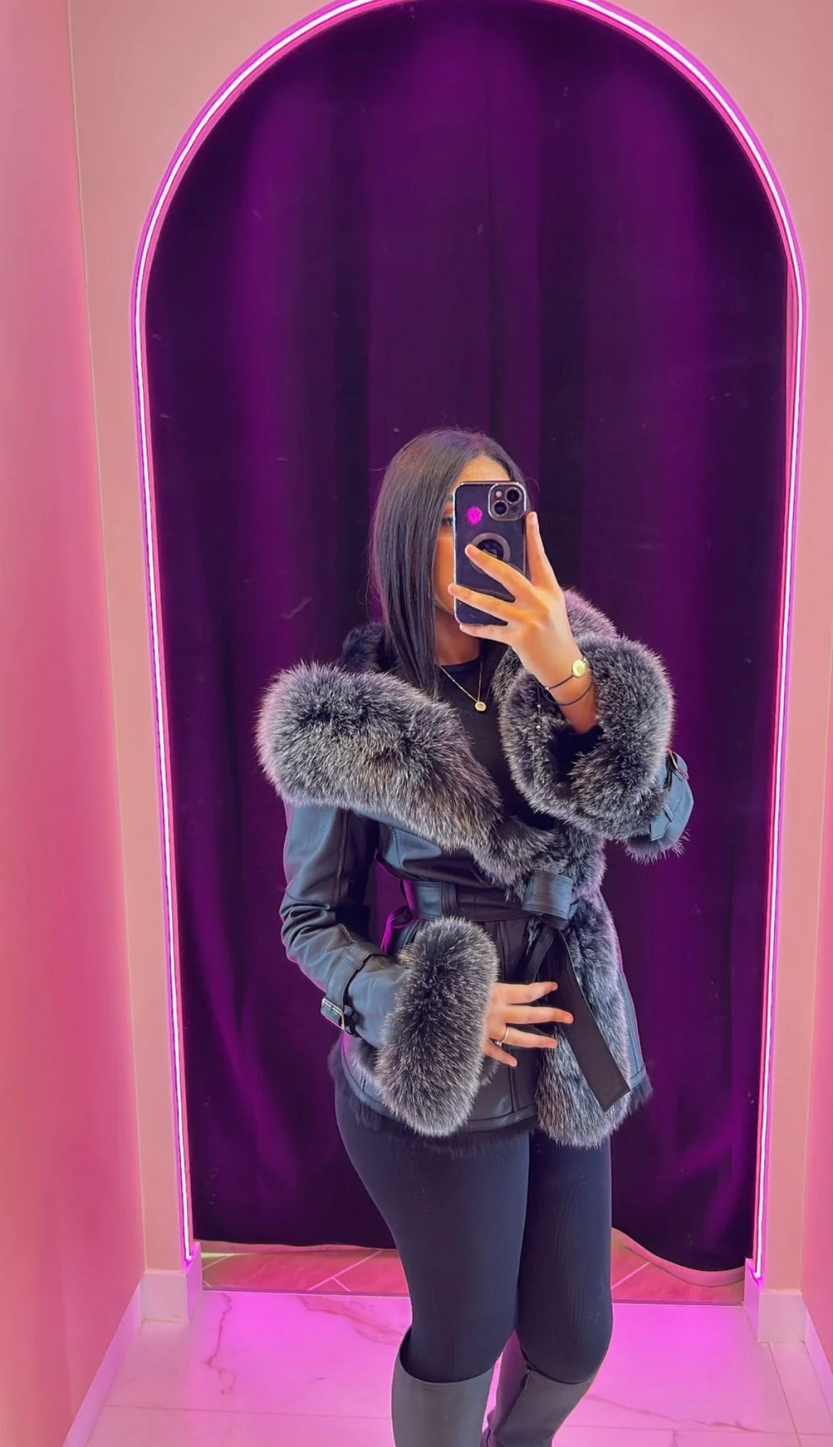 VESTE EN CUIR FOURRURE
